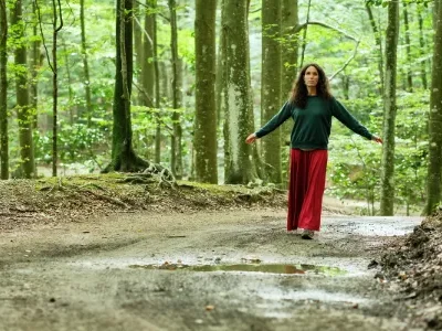 Paseos conscientes y Baños de Bosque Nuria Cervera